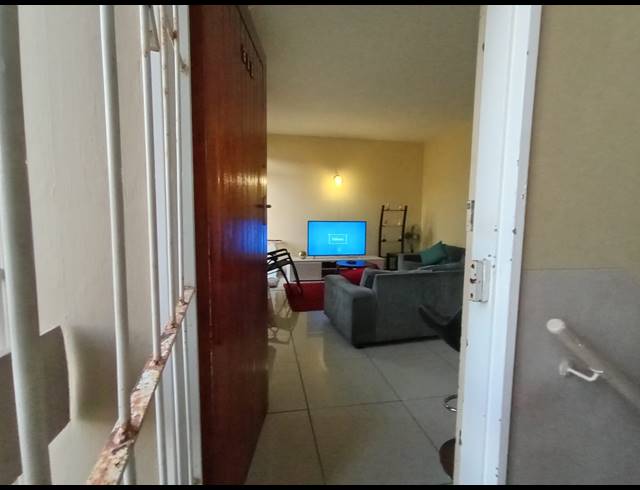 2 BEDROOM FLAT FOR SALE IN THE WOLDS